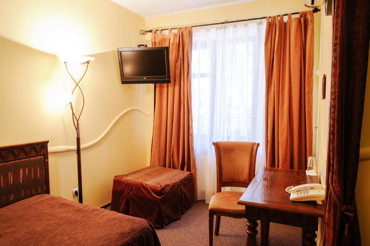 Hotel Трипільське Сонце Podgortsy  Exterior foto